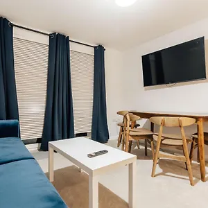 Stunning 2 Bedroom Flat In Town Bournemouth